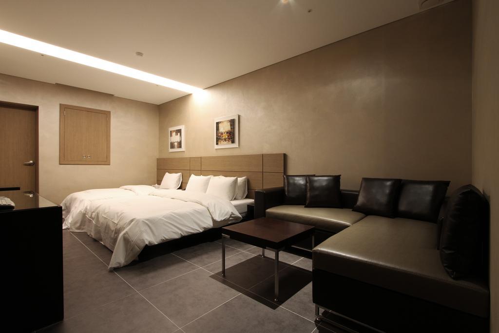 Antives Hotel Kōyō Стая снимка
